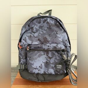 Pacsafe Slingsafe LX400 Anti-Theft Backpack